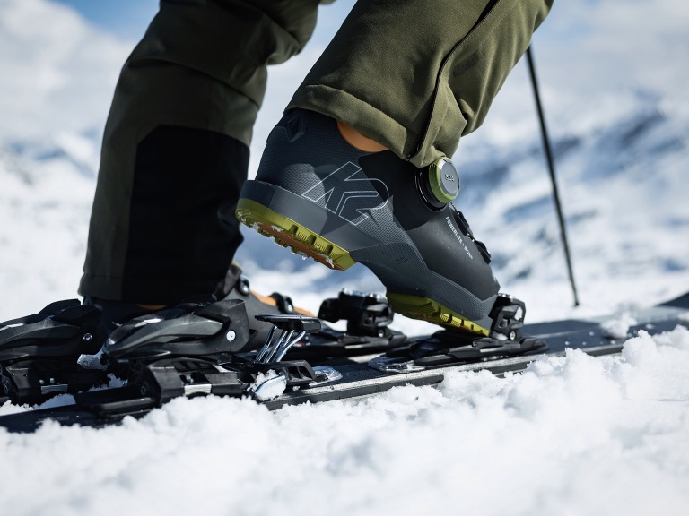 Skischuh mit BOA® Fit System